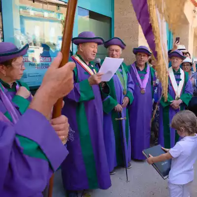 Cérémonie d'intronisation par la Commanderie de la Lavande de Haute Provence